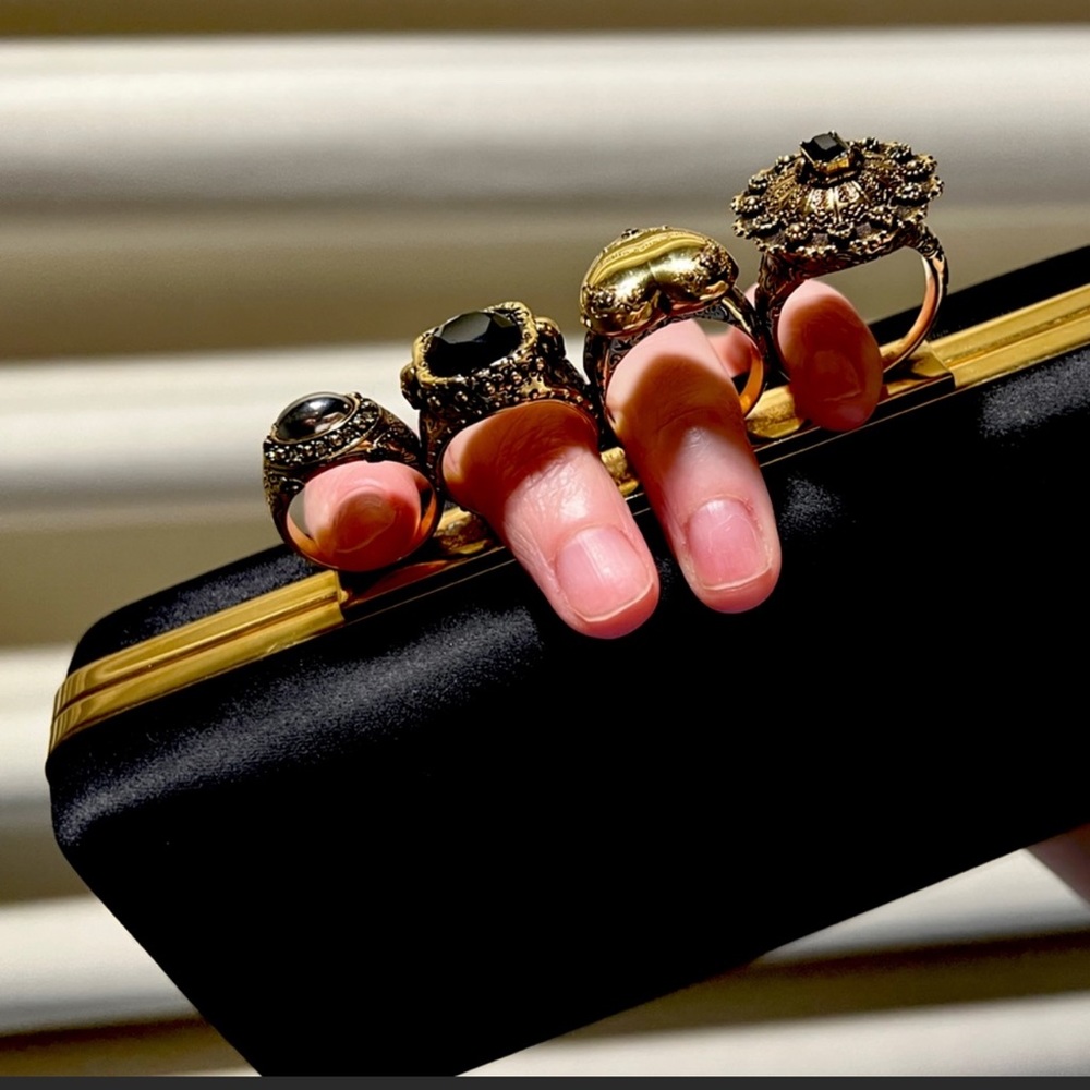 Alexander McQueen satin four skull clutch gold 💀⚜️